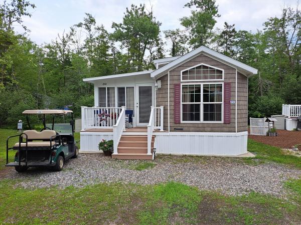 Photo 1 of 2 of home located at 261 Point Sebago Road, Lot S0272 Casco, ME 04015