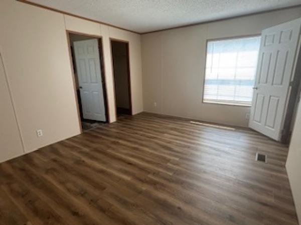 Photo 1 of 2 of home located at 2331 Cascade Flint, MI 48504