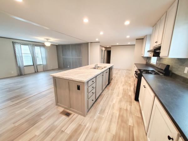 2024 Clayton Homes Inc Mobile Home For Sale