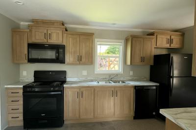 Mobile Home at 30 Carriage Lane Belleville, MI 48111