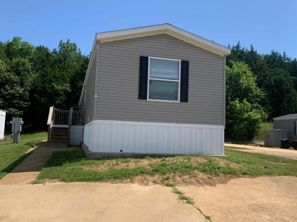 Photo 1 of 1 of home located at 3635 Wheatfield Dr Lot 348 House Springs, MO 63051