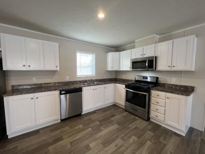 Mobile Home at 19 Pine Highland, MI 48357