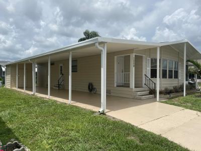 Photo 3 of 13 of home located at 1209 48th Ave Dr E Bradenton, FL 34203