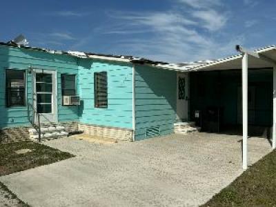 Photo 4 of 12 of home located at 4732 10th St Court E Bradenton, FL 34203