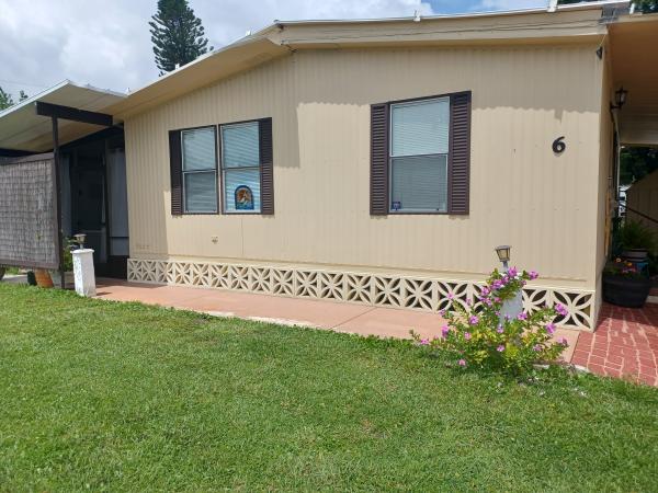 1982 PARK Mobile Home For Sale