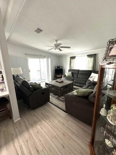Photo 3 of 24 of home located at 1456 Schalamar Creek Dr Lot# 472 Lakeland, FL 33801