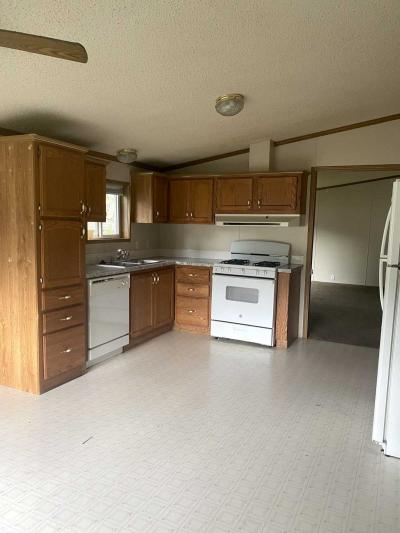 Photo 4 of 7 of home located at 1916 Borman Ct #56 Milford, MI 48381