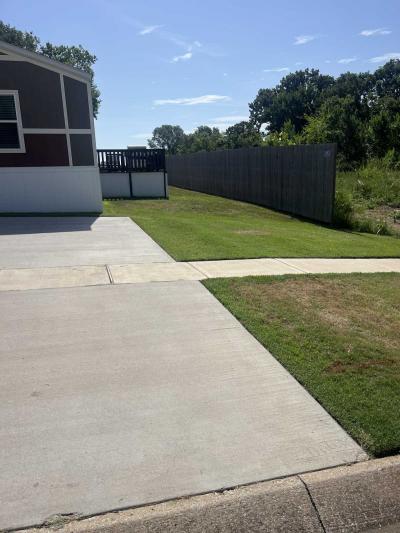 Photo 1 of 20 of home located at 3503 N 30th Street Broken Arrow, OK 74014