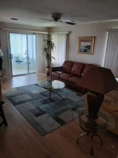 Photo 4 of 7 of home located at 7000 20th St, Lot 759 Vero Beach, FL 32966