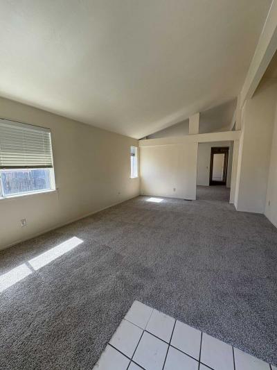 Photo 4 of 25 of home located at 8 Sunvilla Blvd Reno, NV 89512