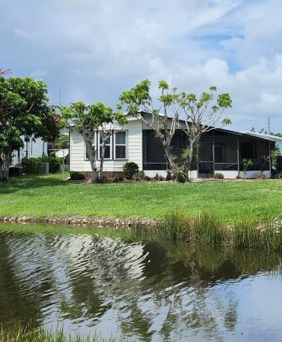 Mobile Home at 1605 W. Mt. Vernon Lanne Naples, FL 34110