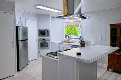 Photo 2 of 8 of home located at 94 Shelter Lane Daly City, CA 94014