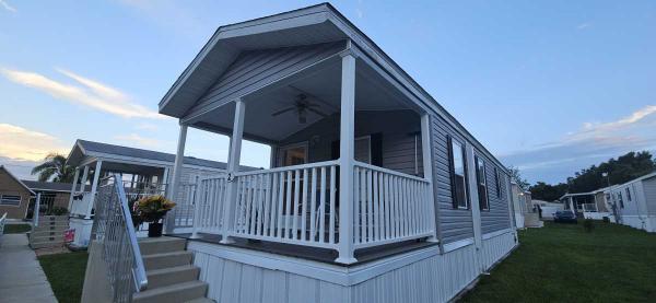 Photo 1 of 2 of home located at 6941 Macdonald Ct. #2 Zephyrhills, FL 33541