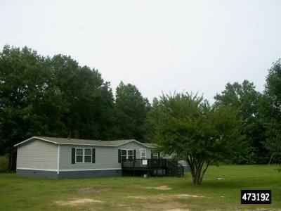 Mobile Home at 2273 Bee Gee Road Lumberton, NC 28358