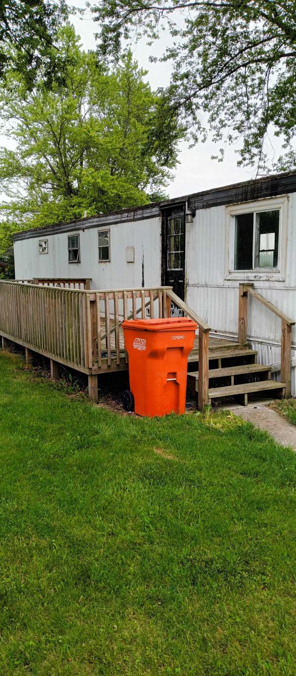 Photo 1 of 2 of home located at 4277 County Road 220 Lot 33 Findlay, OH 45840