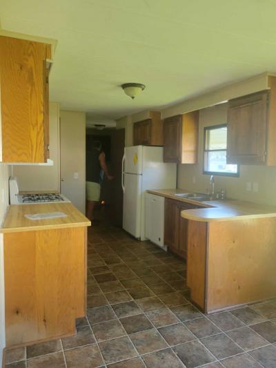 Photo 2 of 7 of home located at 3371 Sherwood Bay City, MI 48706