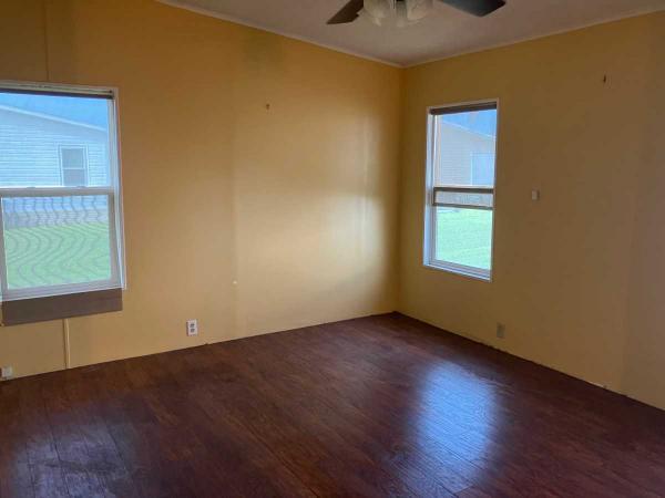 1988 Manufactured Home