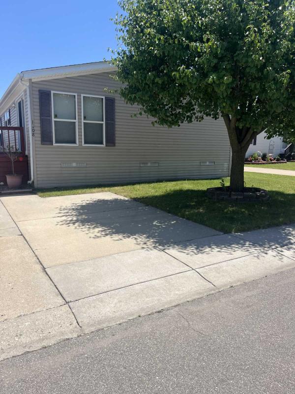 1997  Mobile Home For Sale