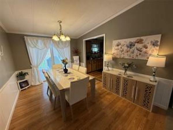 1983 Manufactured Home