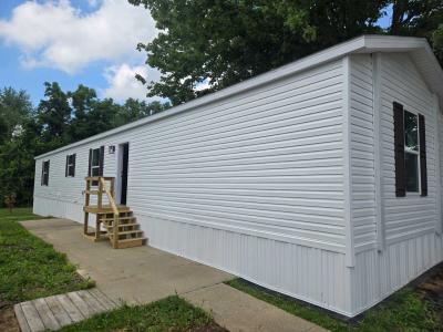 Photo 5 of 23 of home located at 900 N. Curry Pike #92 Bloomington, IN 47404