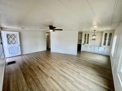 Photo 5 of 24 of home located at 1302 W Ajo Way #153 Tucson, AZ 85713