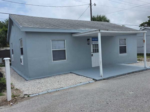 1985  Mobile Home For Sale