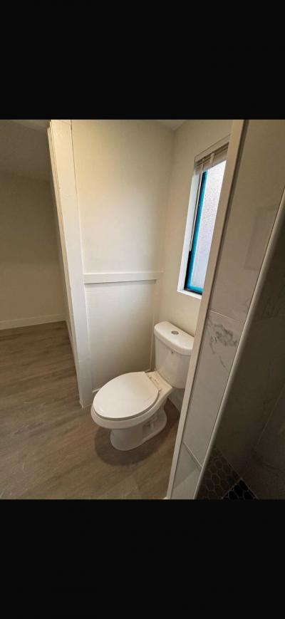 Photo 5 of 7 of home located at 4 Pine Ridge Riviera Beach, FL 33404