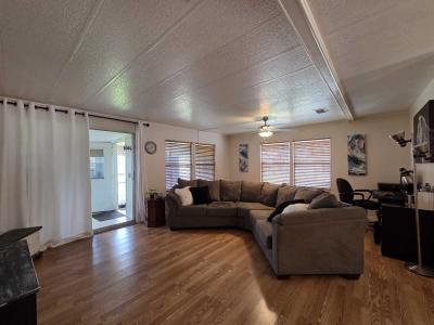Photo 5 of 20 of home located at 7100 Ulmerton Rd #1313 Largo, FL 33771