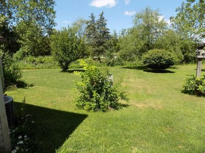 Photo 4 of 20 of home located at 6502 Republic Dr Belleville, MI 48111