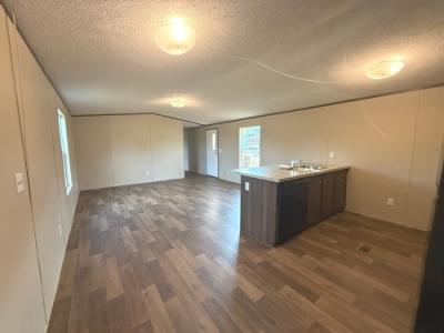 Photo 3 of 14 of home located at 1110 County Road 241 Tiplersville, MS 38674