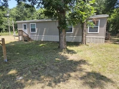 Photo 3 of 14 of home located at 950 9th Ave Graceville, FL 32440