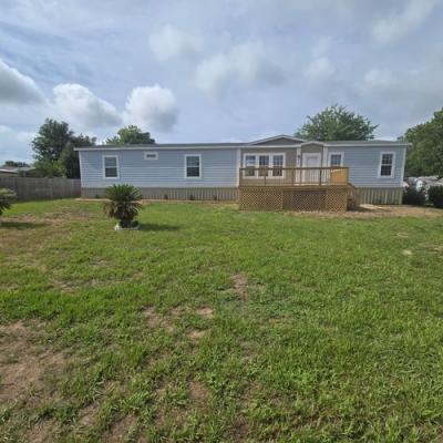 Mobile Home at 5870 Southeast 140th St Summerfield, FL 34491