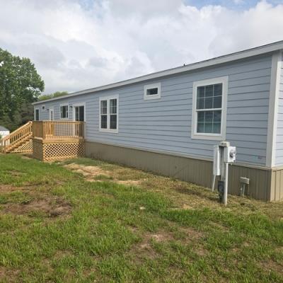 Photo 2 of 20 of home located at 5870 Southeast 140th St Summerfield, FL 34491
