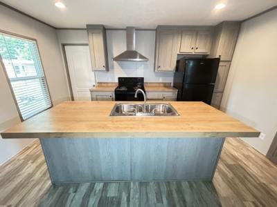 Photo 3 of 11 of home located at 4120 Avenue O #24 Santa Fe, TX 77510
