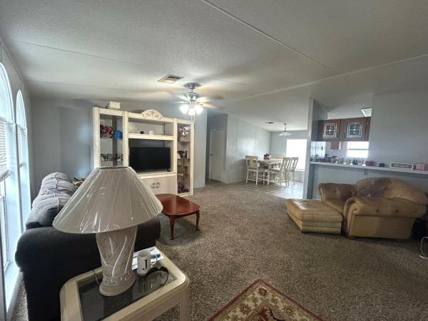 1999 Skyline S237 Mobile Home