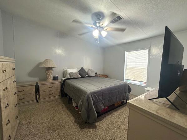 1999 Skyline S237 Mobile Home