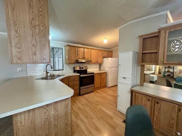 1989 Palm Harbor Manufactured Home