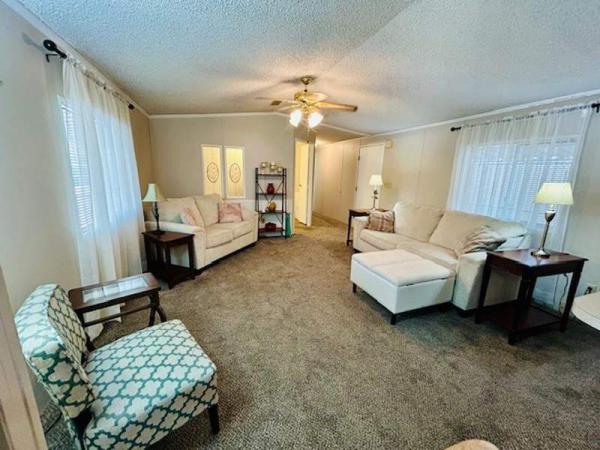 1989 Palm Harbor Manufactured Home
