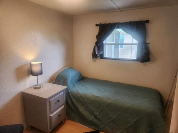 1972 UNK Manufactured Home