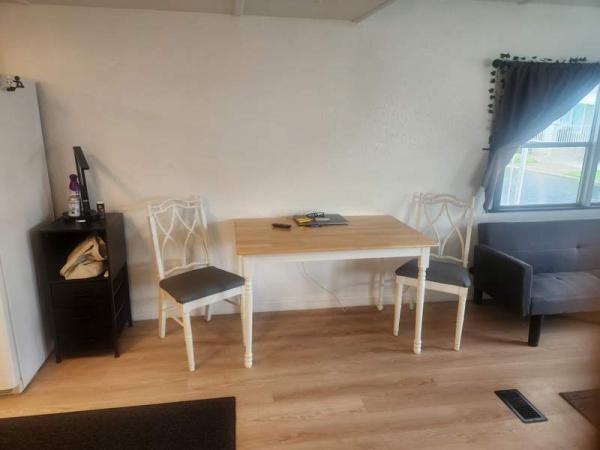 1972 UNK Manufactured Home