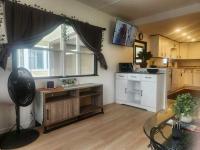 1972 UNK Manufactured Home