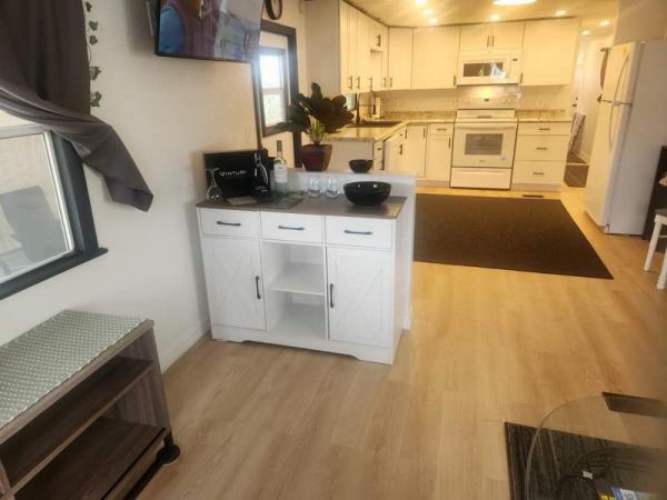 1972 UNK Manufactured Home
