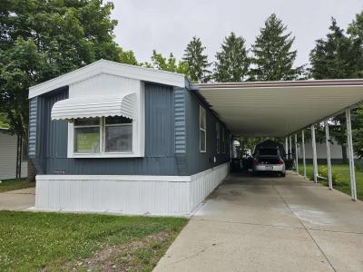 Mobile Home at 6145 Clover Way S Lot Cs6145 Saginaw, MI 48603