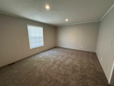 Photo 3 of 9 of home located at 1919 Ridgeview Ypsilanti, MI 48198