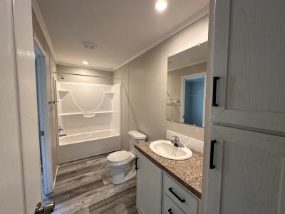 Photo 4 of 9 of home located at 1919 Ridgeview Ypsilanti, MI 48198
