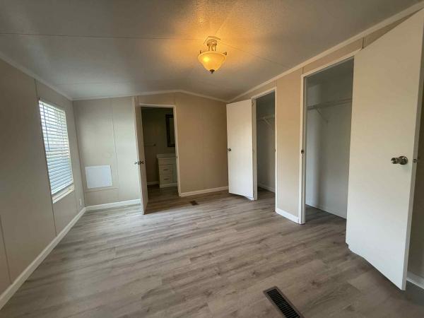 2007 Clayton Homes Inc Community Special Mobile Home