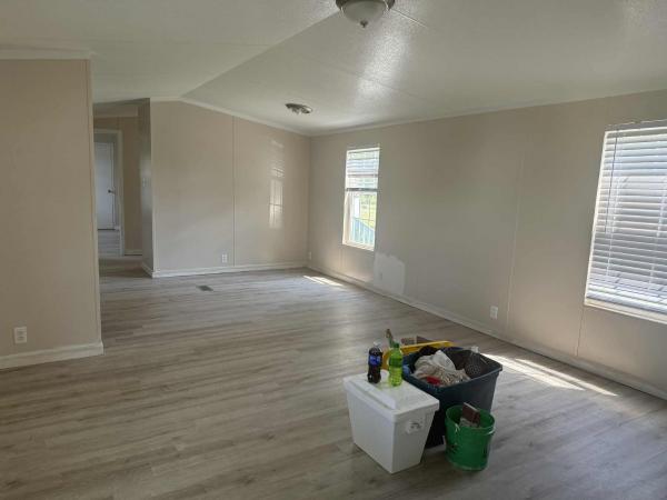2007 Clayton Homes Inc Community Special Mobile Home