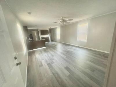 Mobile Home at 3476 Yorkshire Drive Lot 3476Yd Peoria, IL 61604