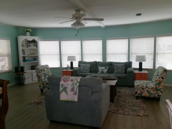 1984 TROP HS Mobile Home
