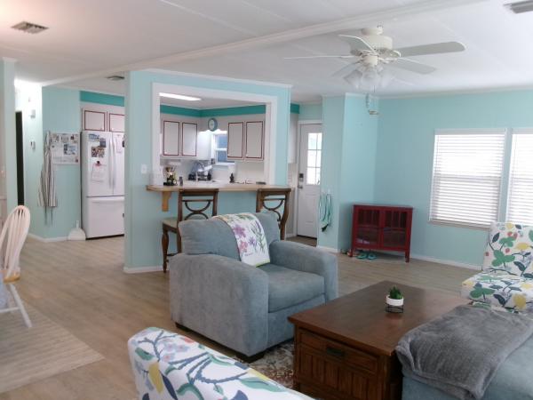 1984 TROP HS Mobile Home